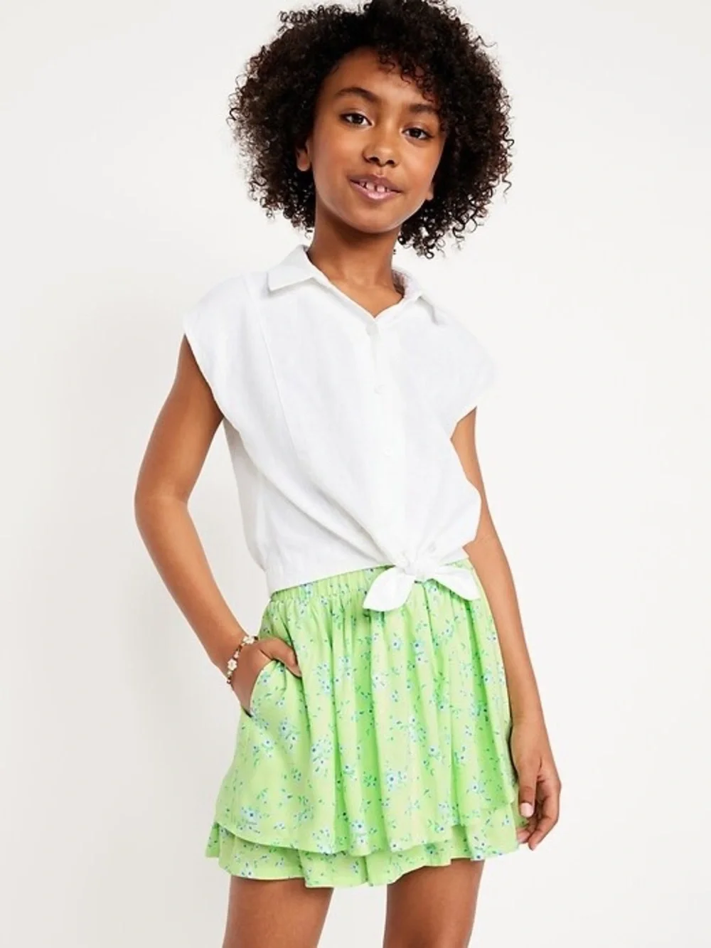 NWT. Old Navy. Printed High Waisted Swing Skort. Green Floral. Size Medium (8).
